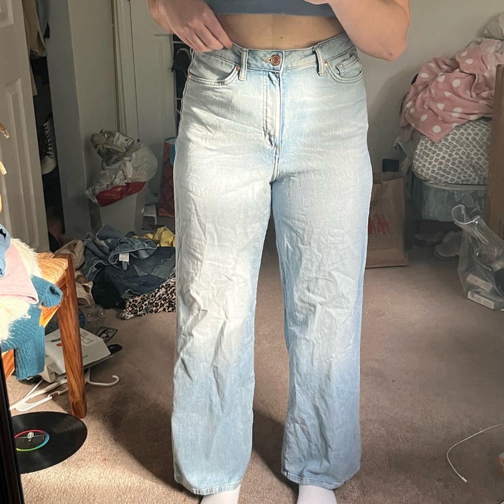 Wide leg jeans